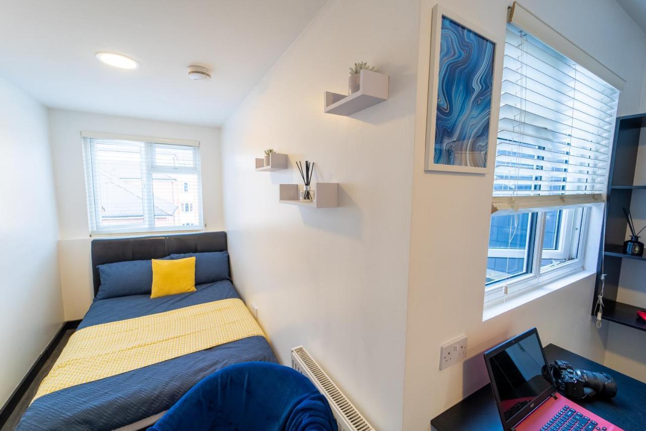 Staysa Equipped Studios Near Qe And Uob In Guesthouse Close To The City! Birmingham Phòng bức ảnh