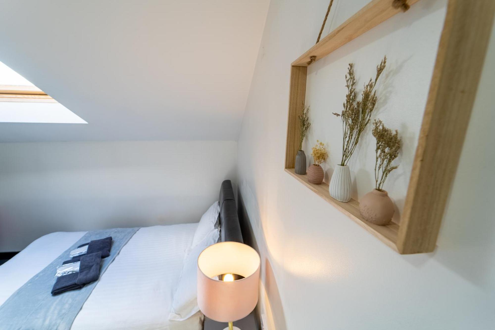Staysa Equipped Studios Near Qe And Uob In Guesthouse Close To The City! Birmingham Phòng bức ảnh