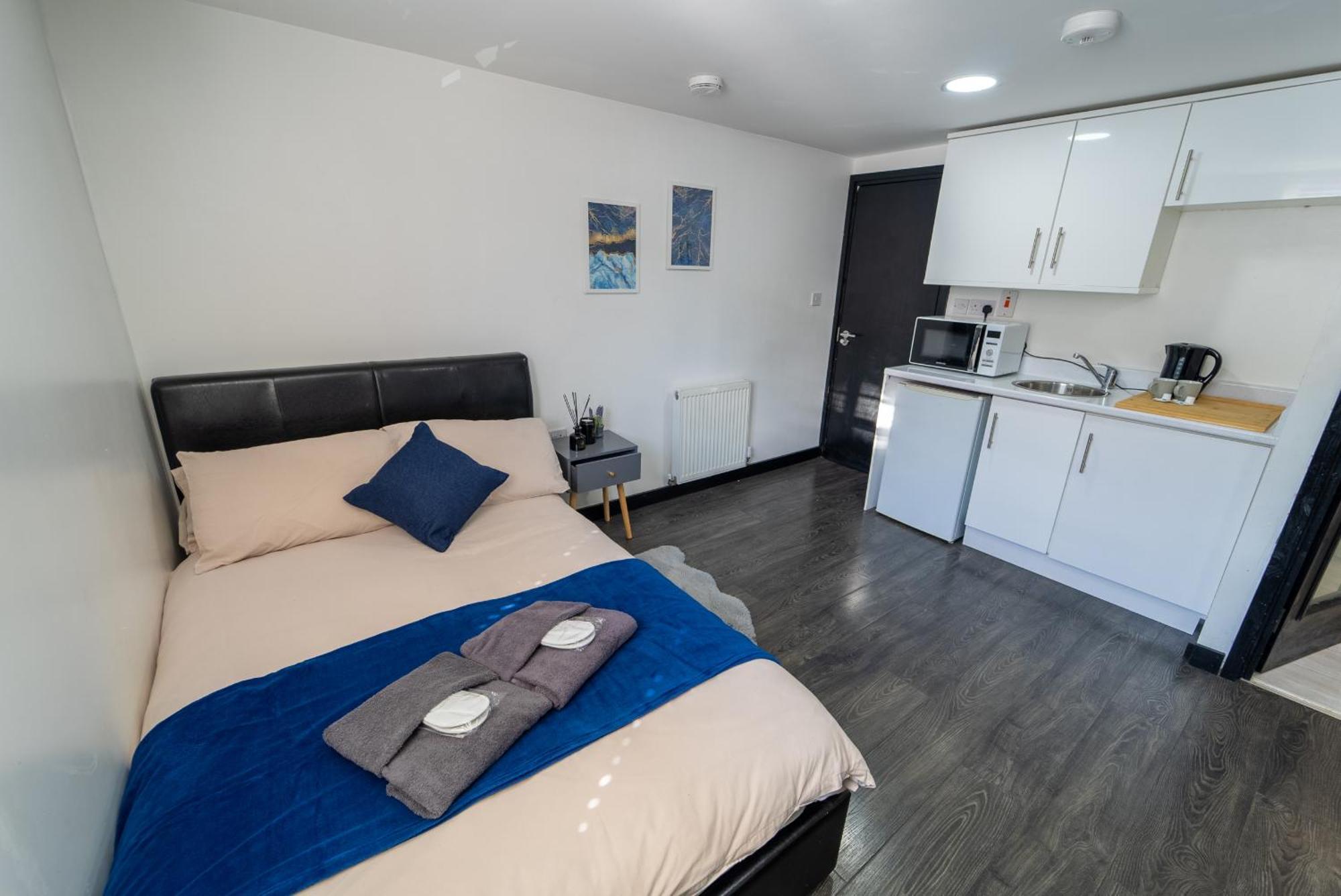 Staysa Equipped Studios Near Qe And Uob In Guesthouse Close To The City! Birmingham Phòng bức ảnh