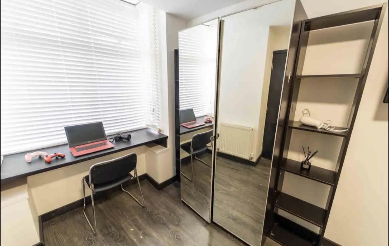 Staysa Equipped Studios Near Qe And Uob In Guesthouse Close To The City! Birmingham Ngoại thất bức ảnh