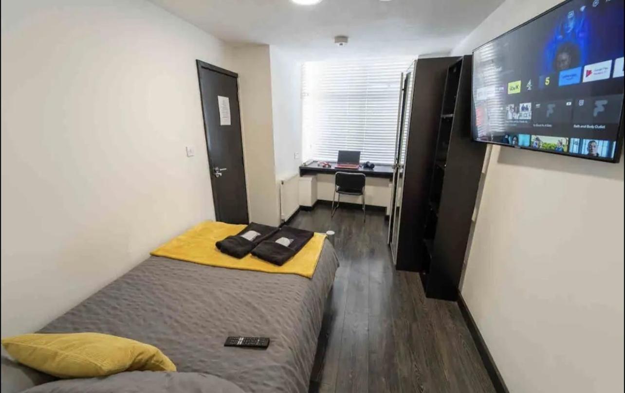 Staysa Equipped Studios Near Qe And Uob In Guesthouse Close To The City! Birmingham Ngoại thất bức ảnh